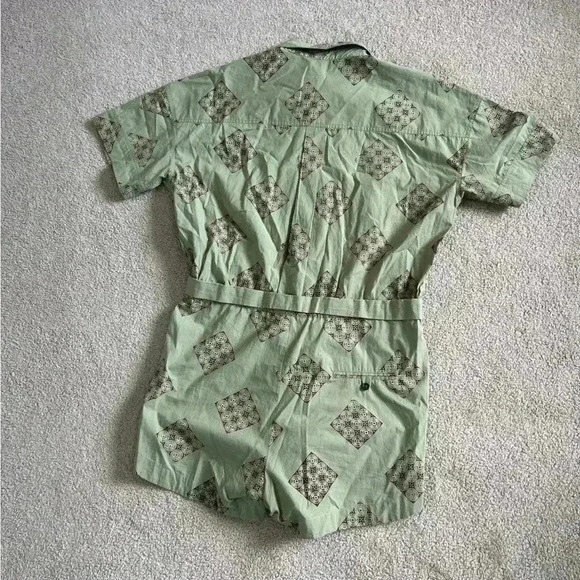 Laurence bras French printed playsuit romper in green paisley print in size 1 - Picture 5 of 12
